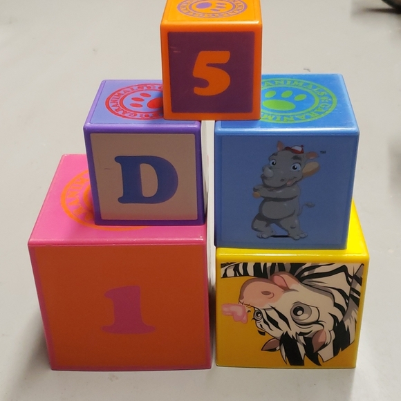 Stacking Toys - Picture 4 of 4